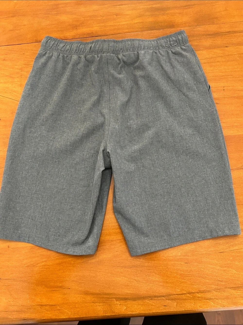 Hurley Gray Shorts Boys Youth Size L Excellent Condition